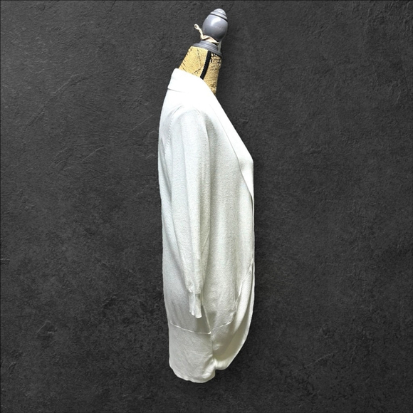 444 - Suzy Shier Cardigan - Picture 6 of 13